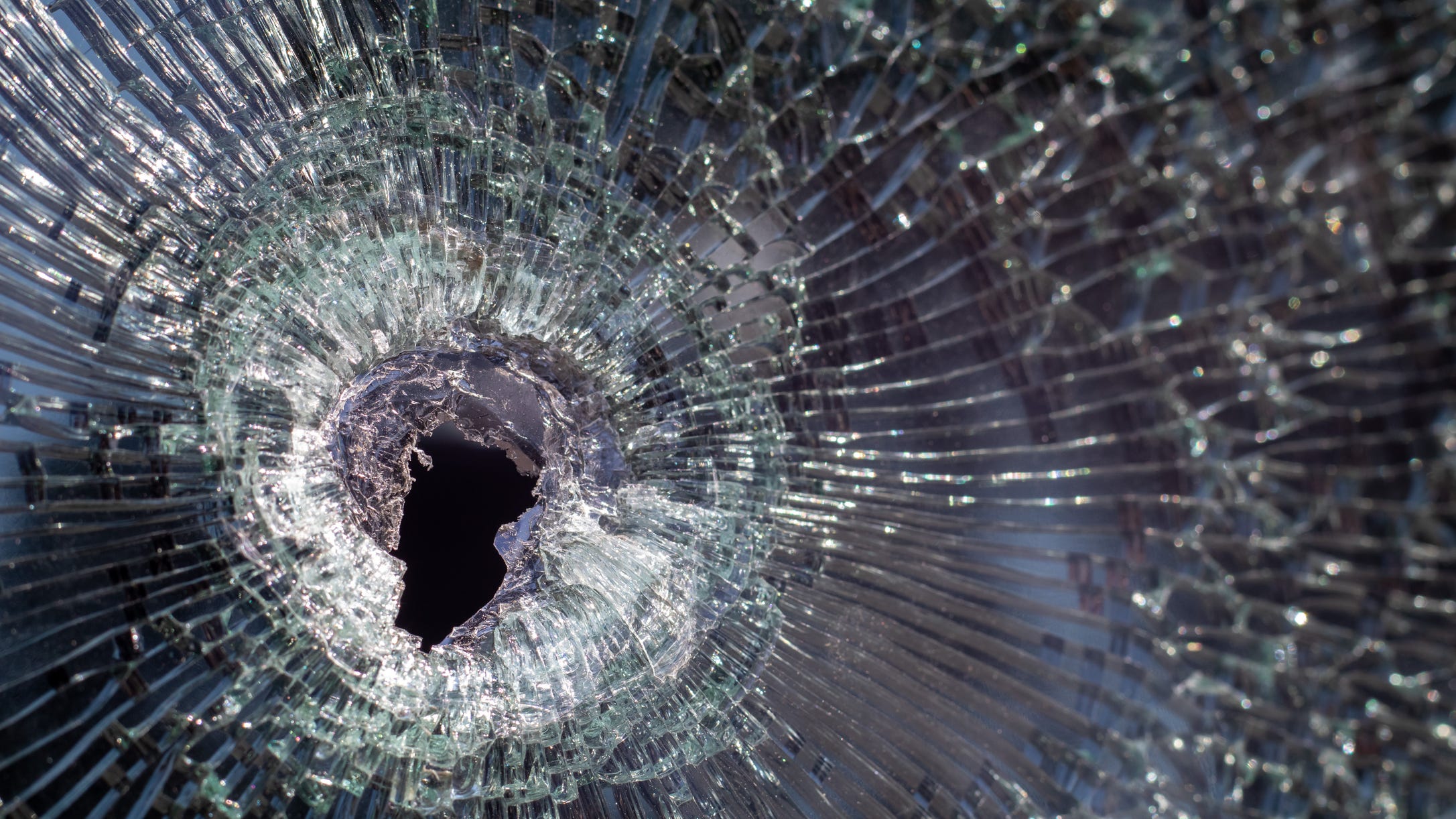 Florida man accidentally shoots at deputy in a fit of road rage