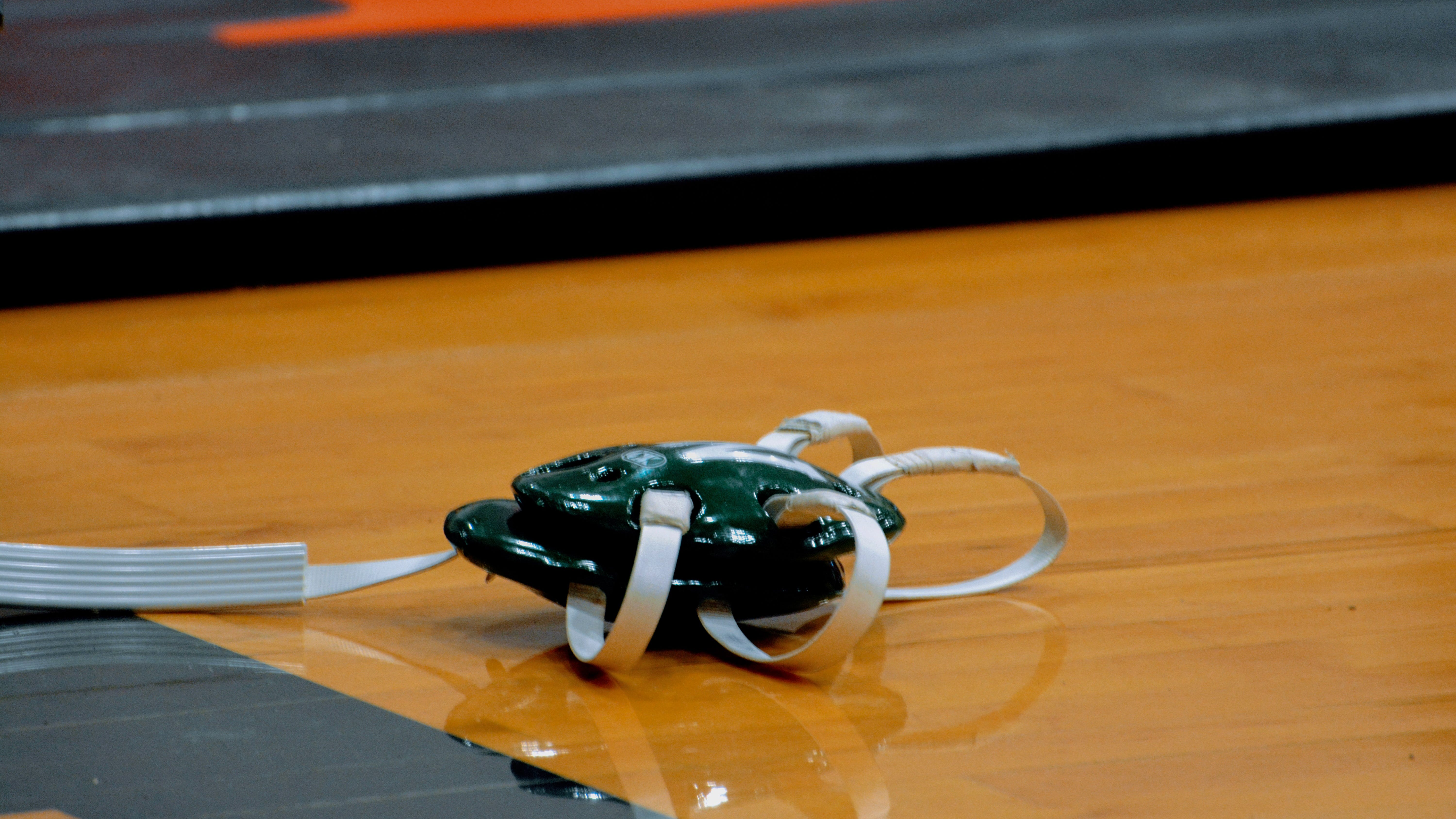 WATCH: High school wrestler sucker punches opponent in Oak Park tournament