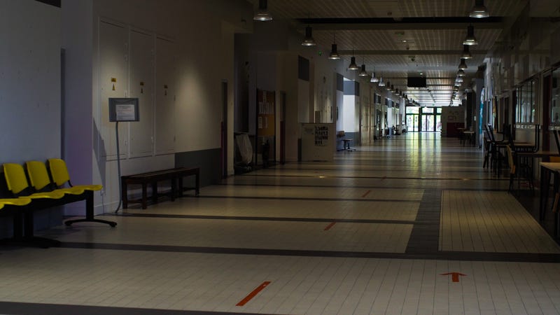 College, Hallway, Classroom