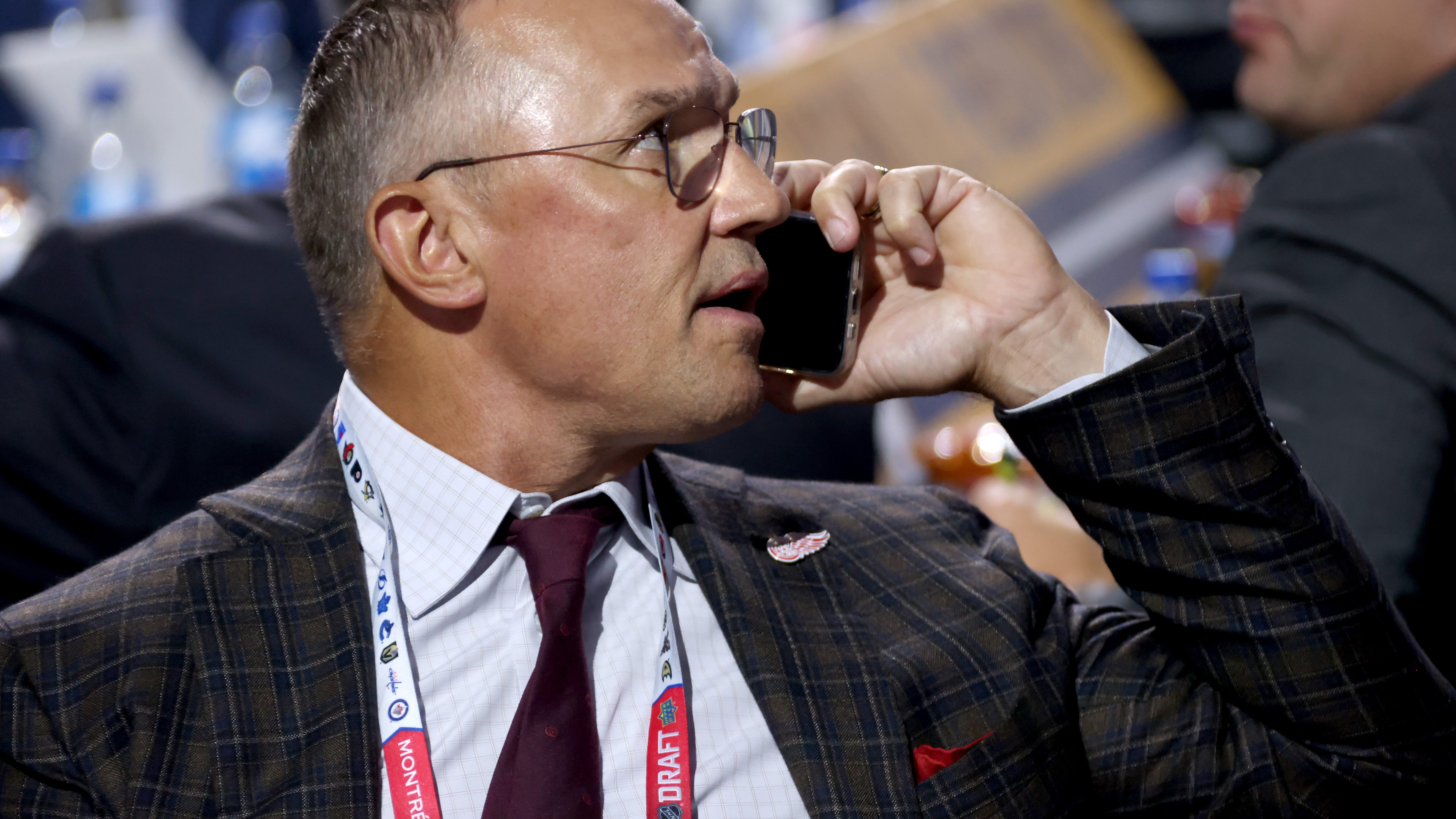 Yzerman has 'no regrets' about Wings' free agency splurge