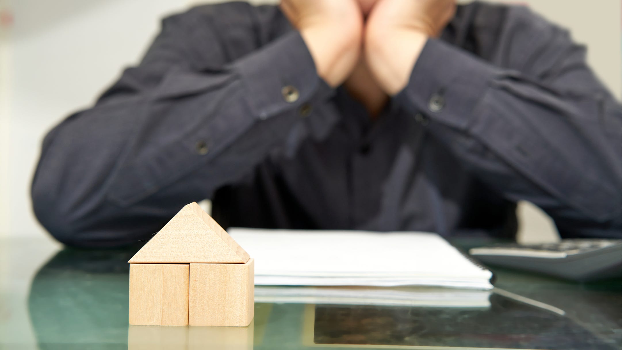 People who earn $100k still struggle to pay rent