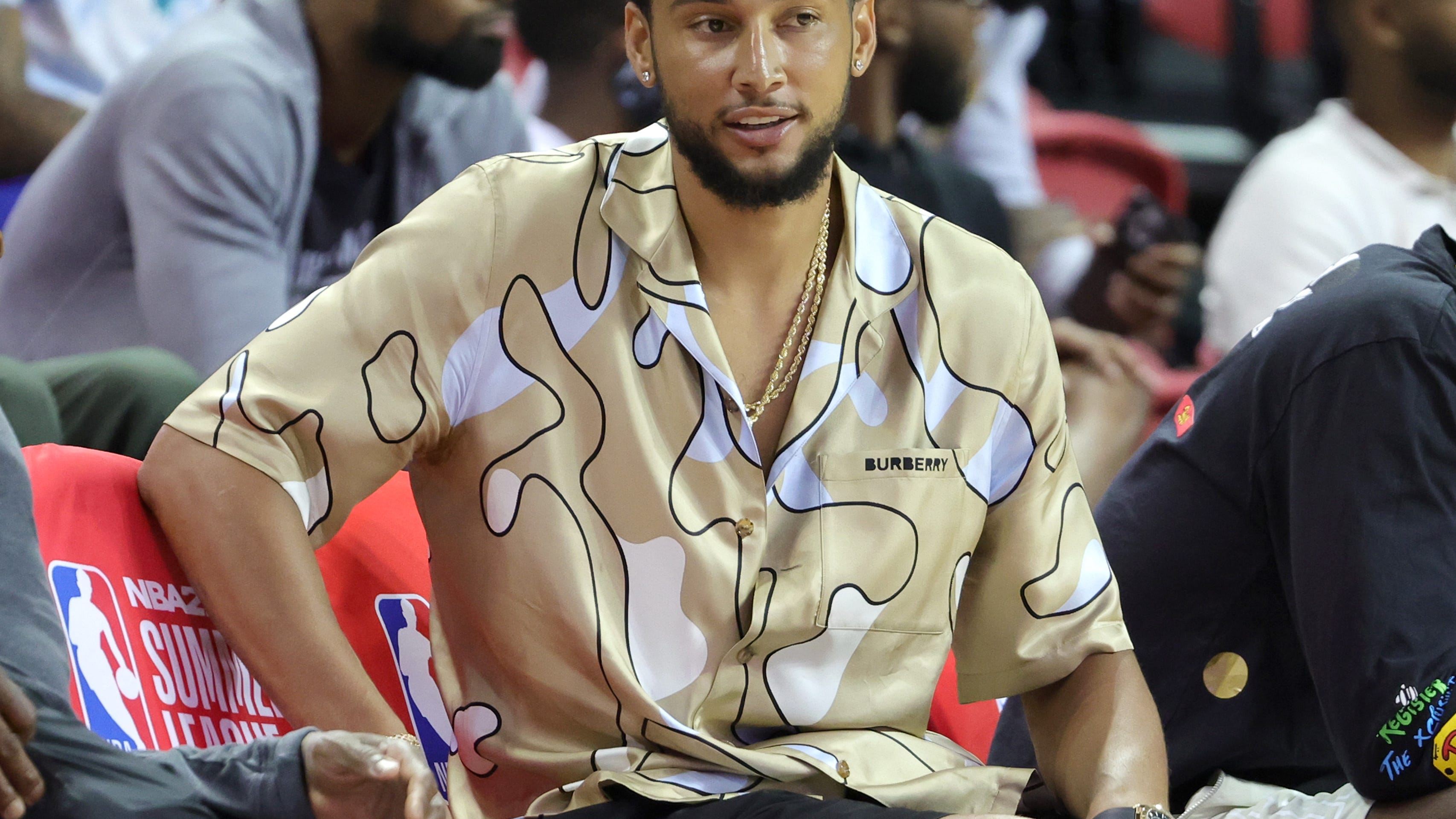 Shams Charania throws cold water on Ben Simmons group chat story: 'This never happened'