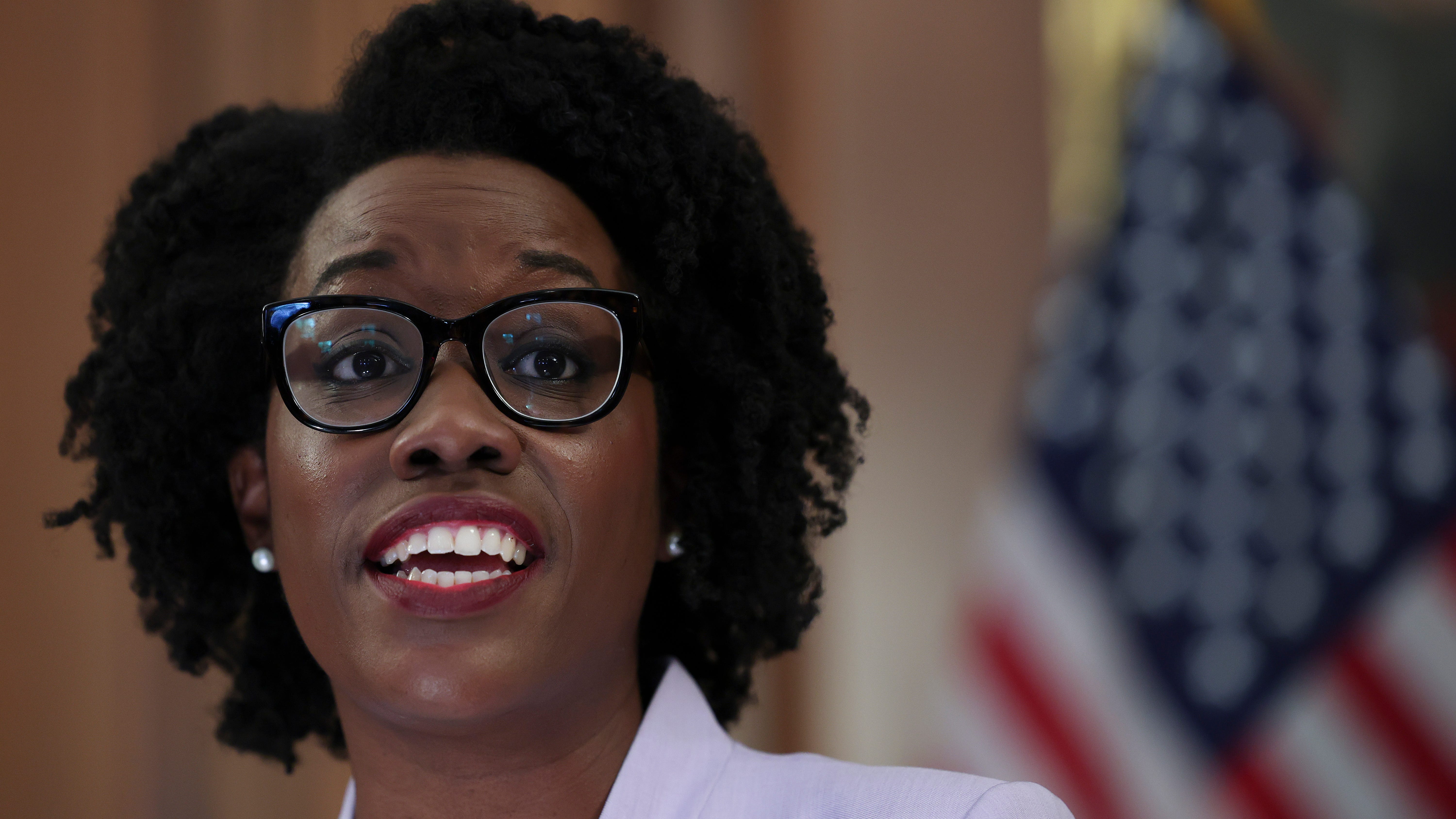 Inflation Reduction Act to lower prescription drug prices, says Rep. Lauren Underwood