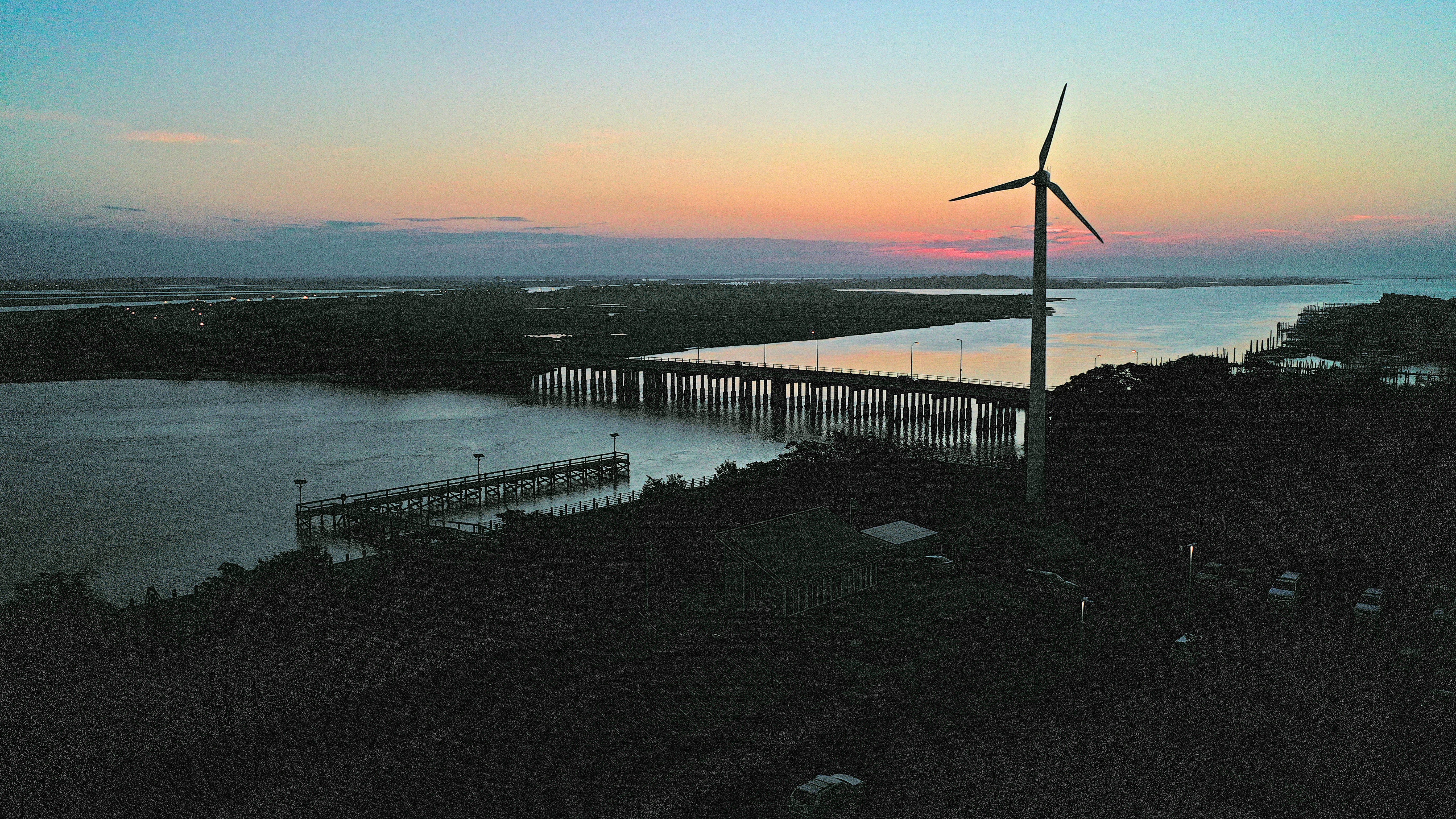 7 SUNY schools awarded grants to launch wind farm job training programs