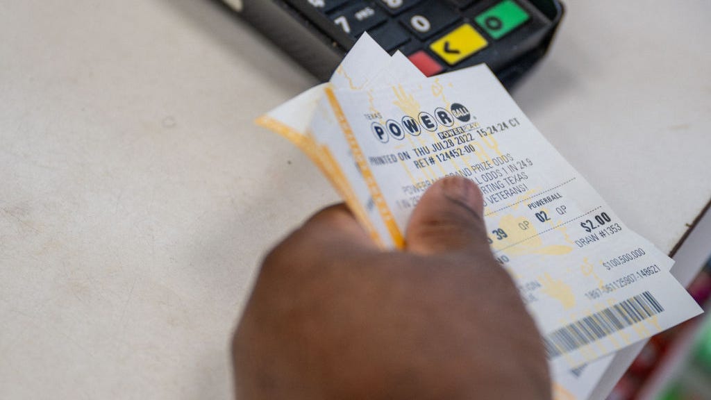 Mega millions jackpot grows to $785 million