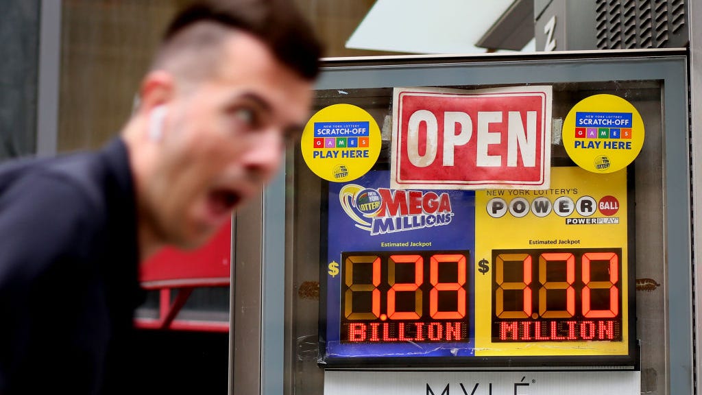 Powerball jackpot grows to $800 million after no matching tickets