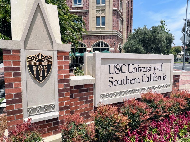 usc sign