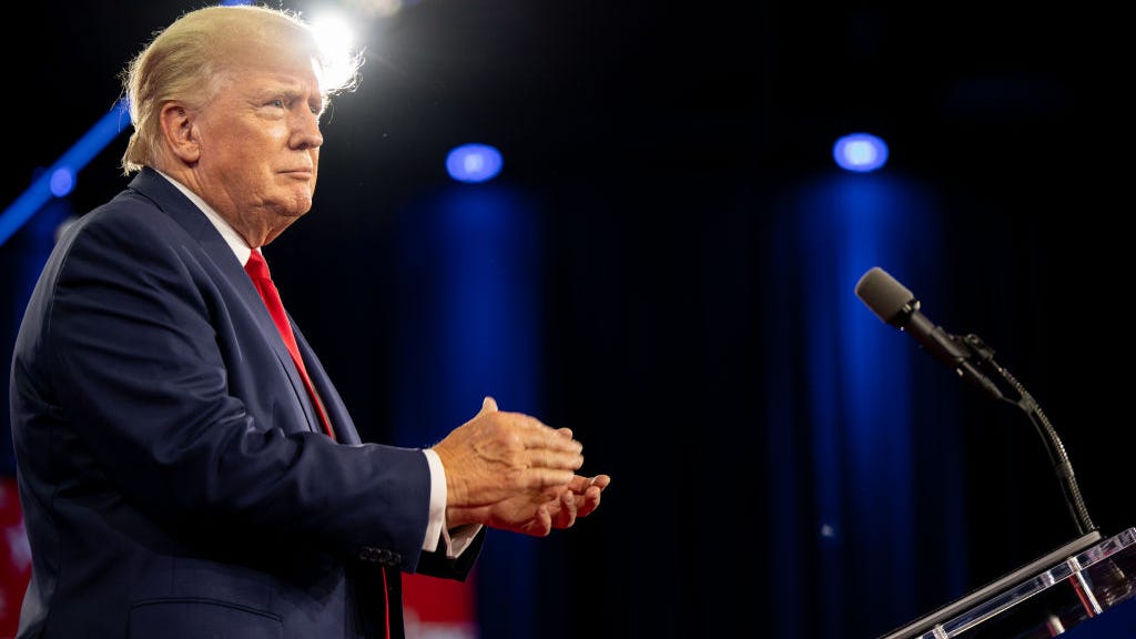 Many Republicans support Trump more than GOP: poll