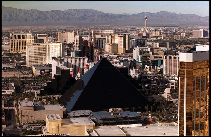 A view of the Las Vegas Strip, looking northbound