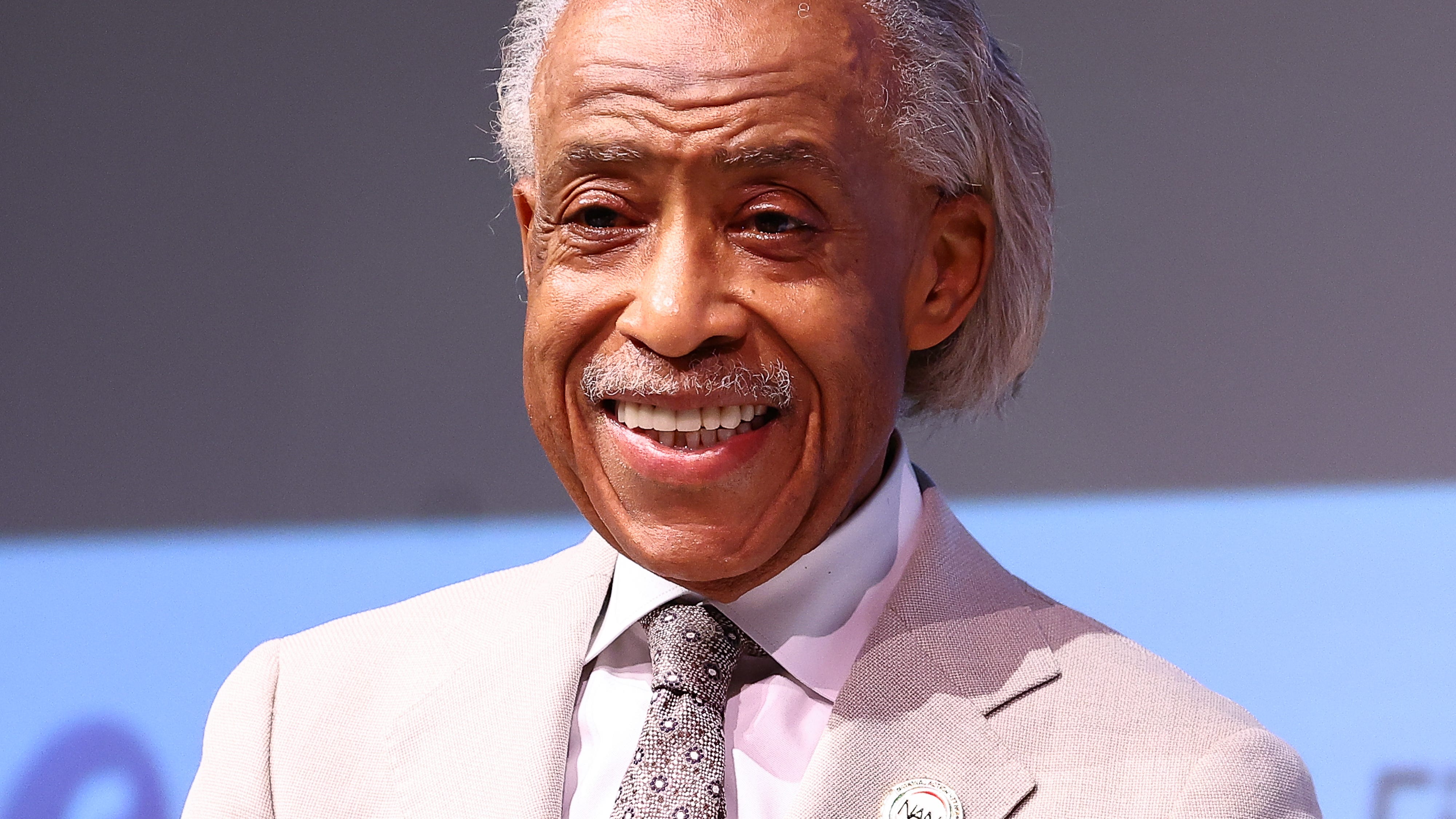 Rev. Sharpton attends Chicago voter rally with Brandon Johnson