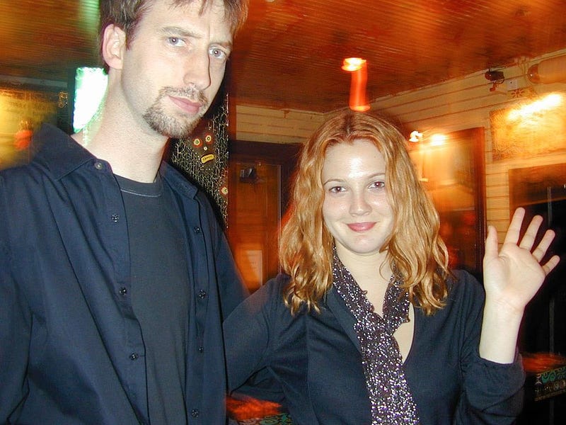 Drew Barrymore and Tom Green attend the Launch Party for the new show on DrDrew.com "Drive Me Crazy," on April 25, 2000 at the House of Blues in Los Angeles.