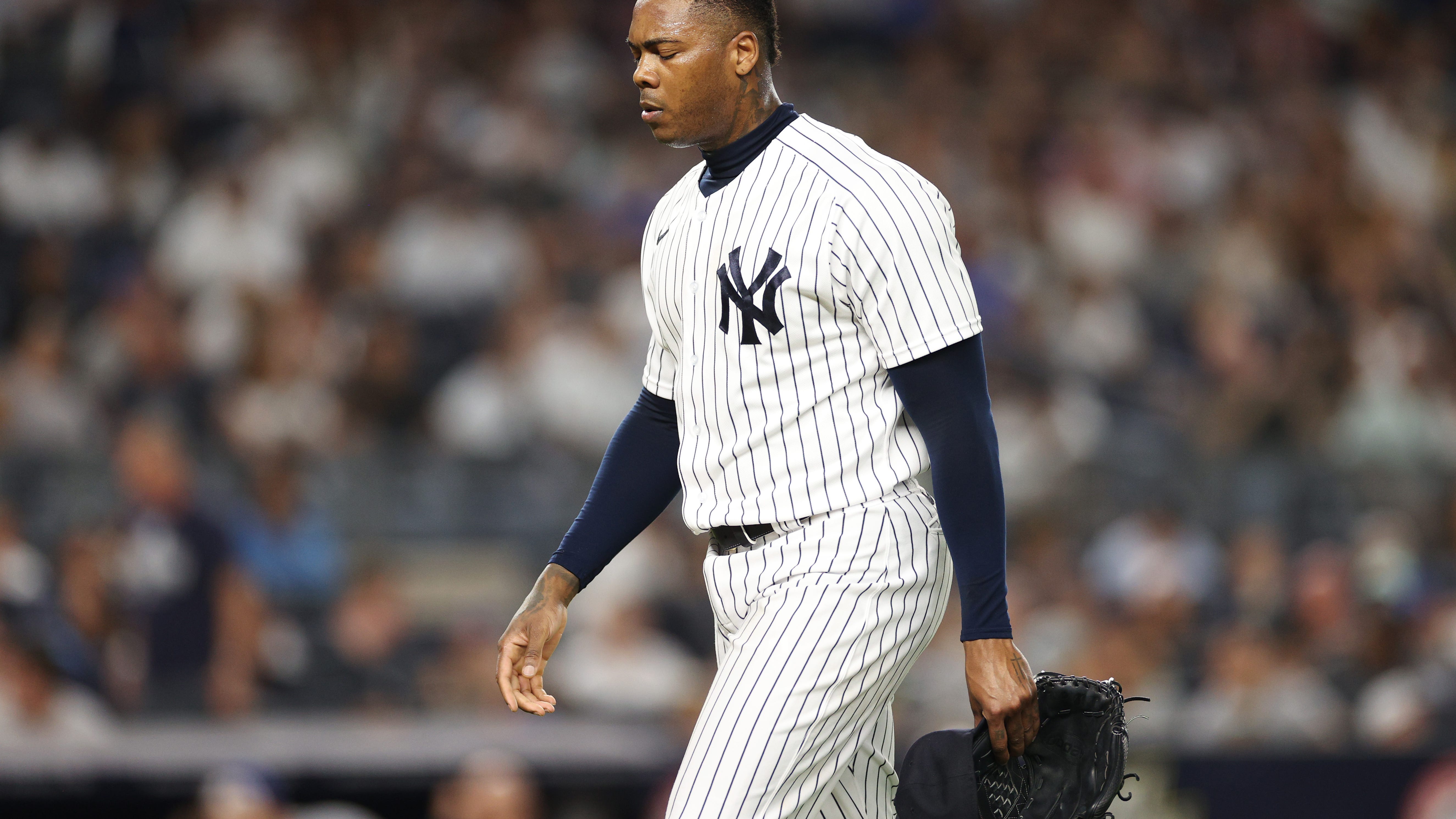 Yankees ace Aroldis Chapman lands on IL with leg infection from new tattoo