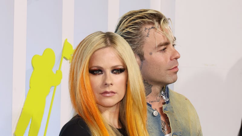 Avril Lavigne and Mod Sun