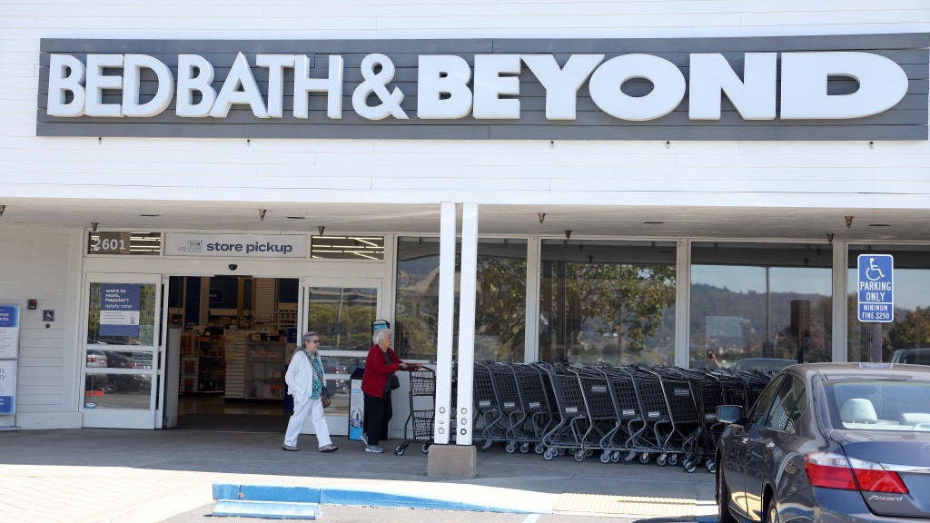 Bed Bath & Beyond files for bankruptcy, announces going-out-of-business sale before closing its doors for good
