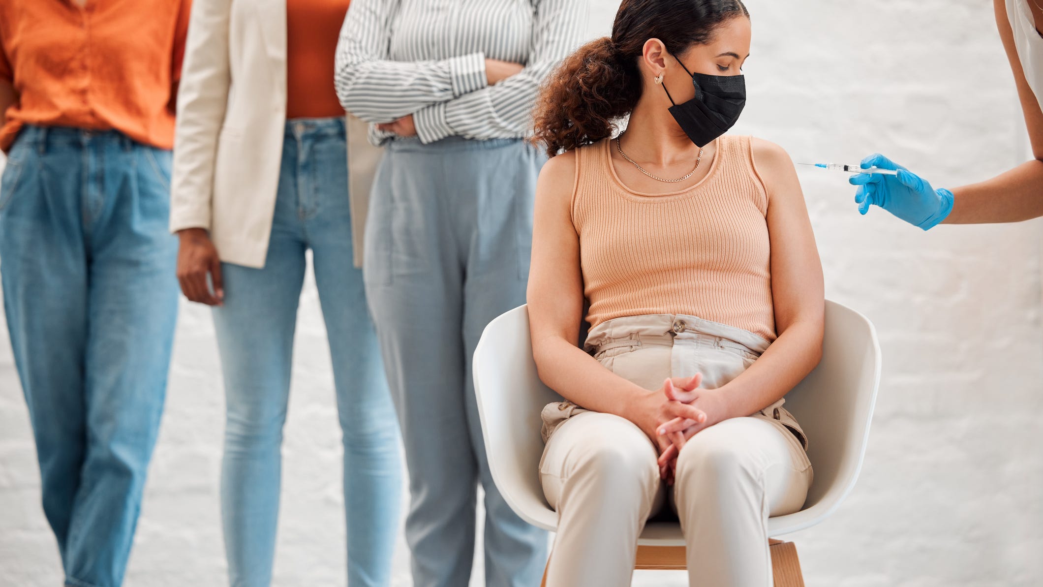 Health experts brace for winter COVID surge, push for boosters