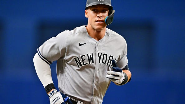Top 10 MLB right fielders for 2023 season
