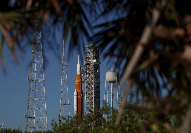 NASA's Artemis I rocket sits on launch pad 39-B after the launch was scrubbed at Kennedy Space Center on September 06, 2022 in Cape Canaveral, Florida.