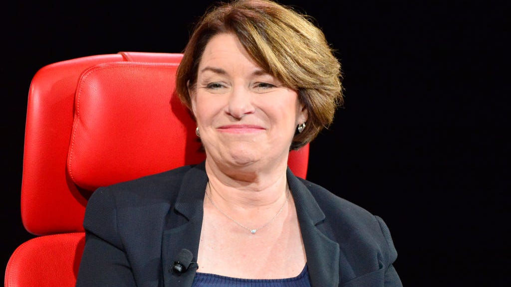 Klobuchar says distracted driving has become a major issue in Minnesota