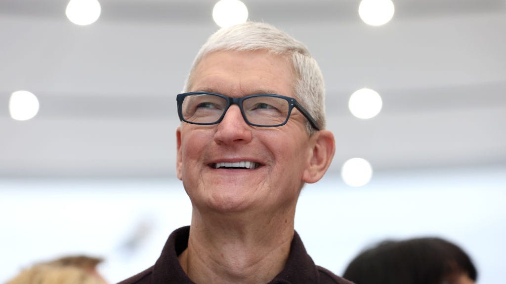 Apple to announce a $3K virtual reality headset