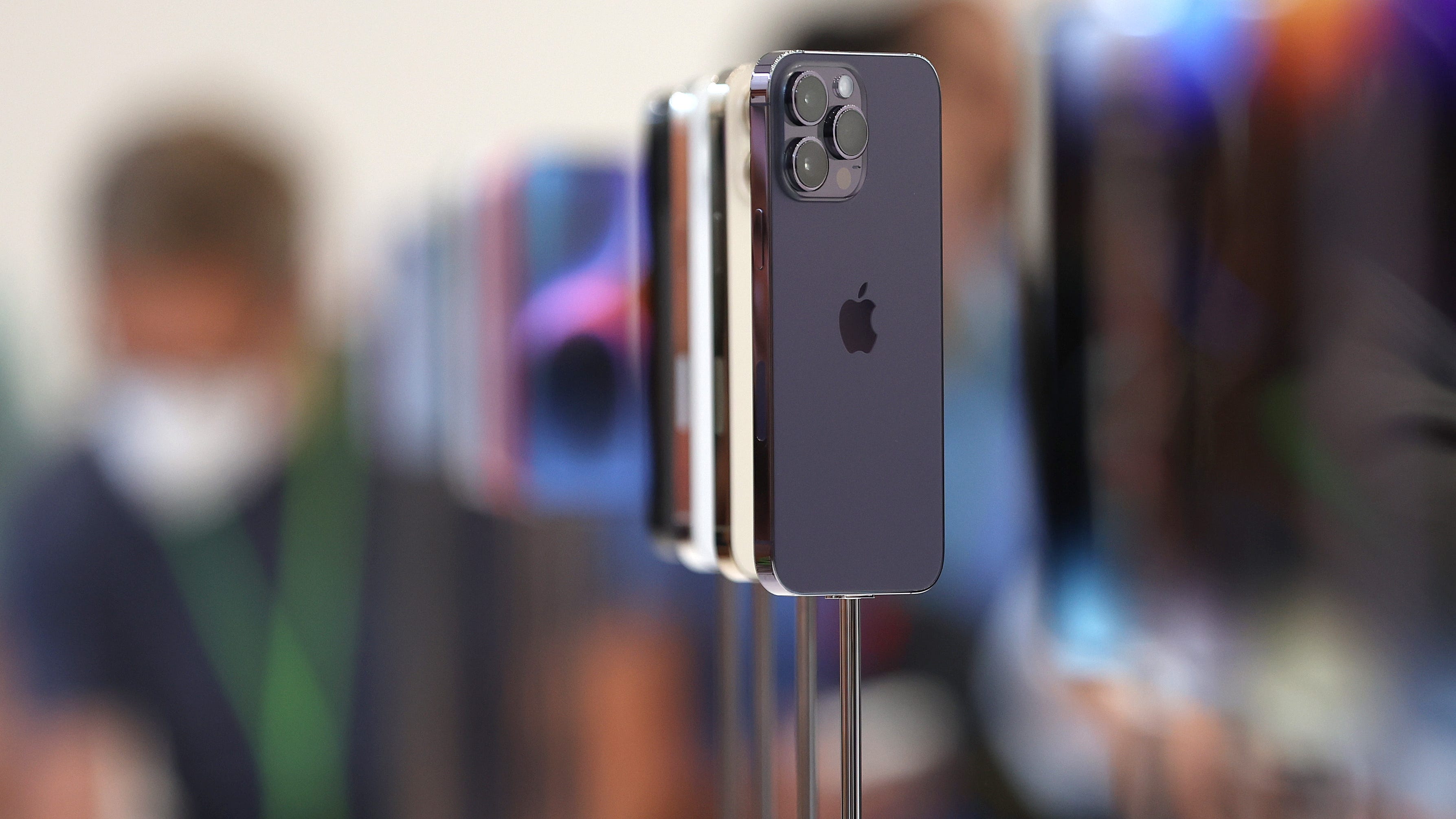 20% of Americans believe it’s worth going into debt to get the new iPhone 14