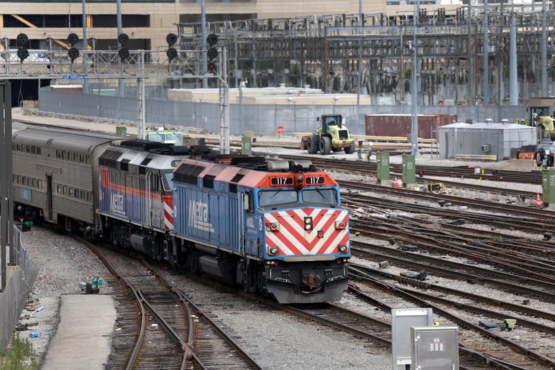 Metra commuter train