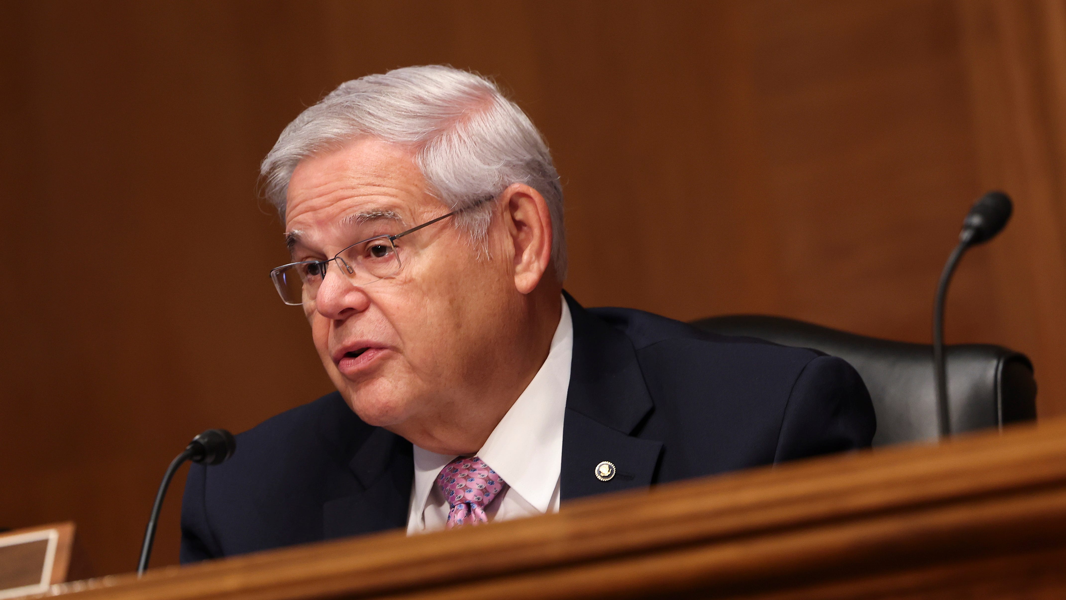 NJ Sen. Bob Menendez confirms he's under another federal investigation after 2015 corruption charges