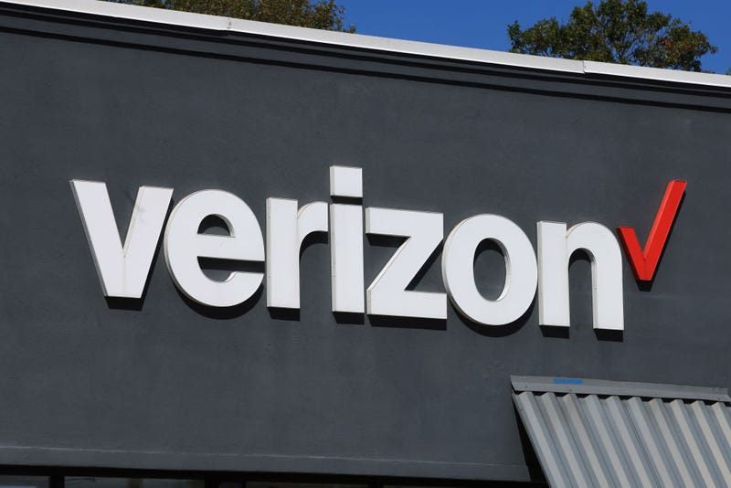 Verizon store sign