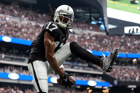 Davante Adams and the Raiders are looking for their second win in a row. 