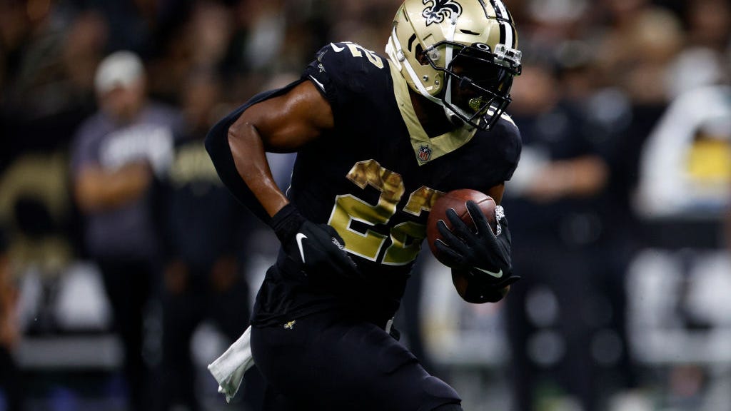 Saints RB Mark Ingram suffers 'slight' tear in ACL, likely done for season