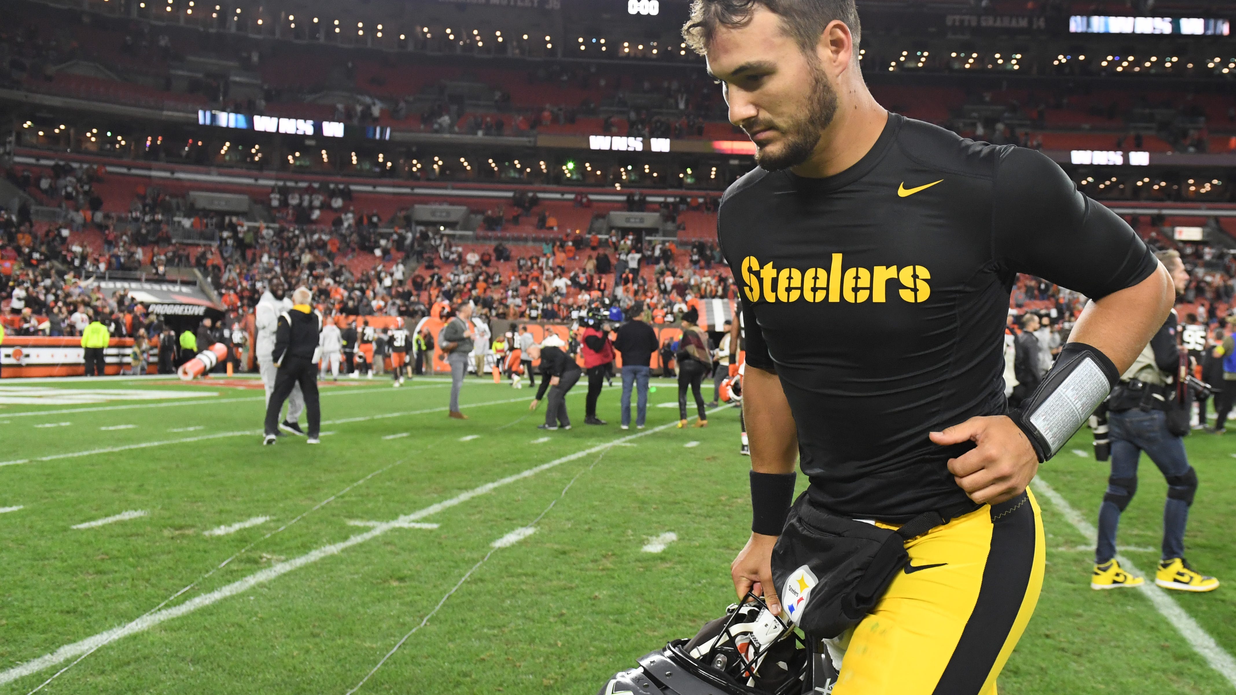 Steelers sticking with Trubisky over Pickett is 'completely absurd and irrational'