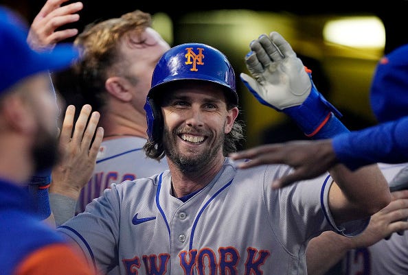 Jeff McNeil is one of the best second basemen in baseball right now.