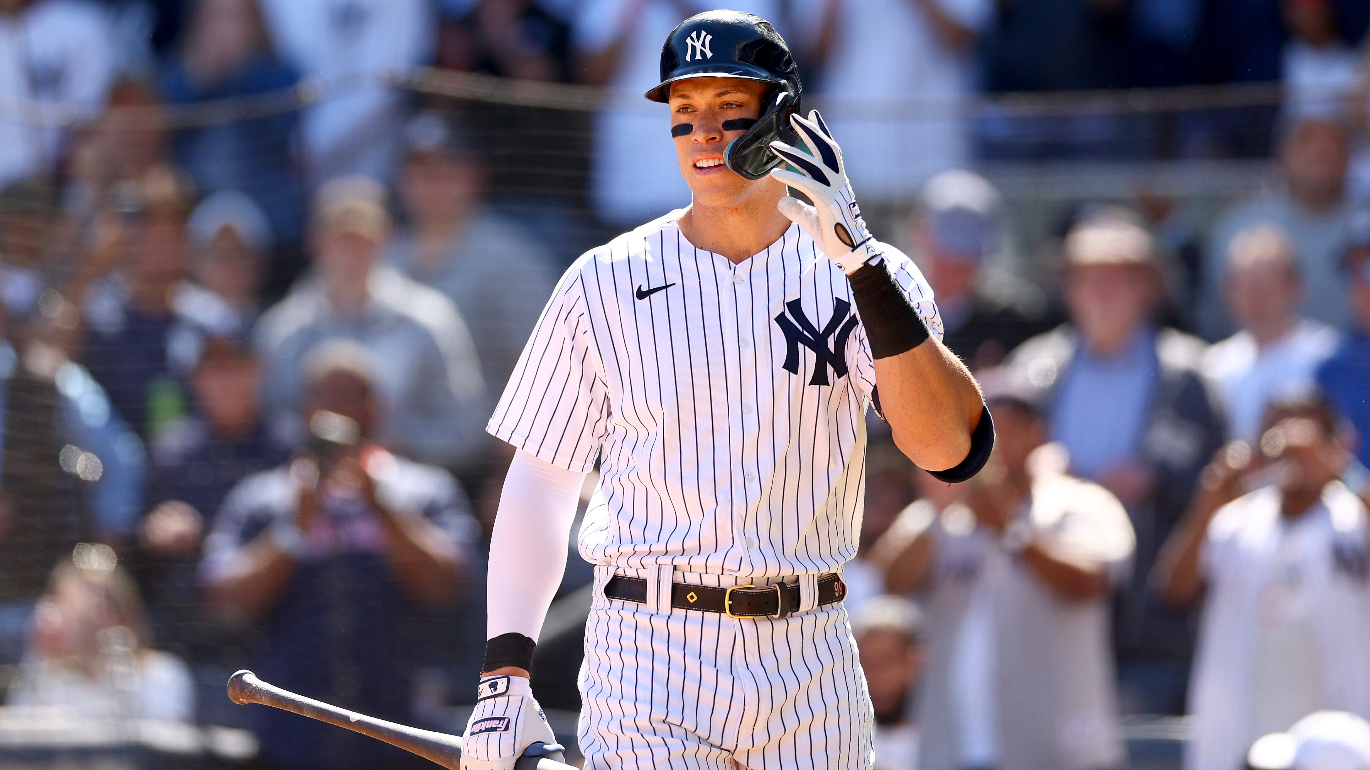 College football fans crush ABC, ESPN for going split screen during Aaron Judge at-bats