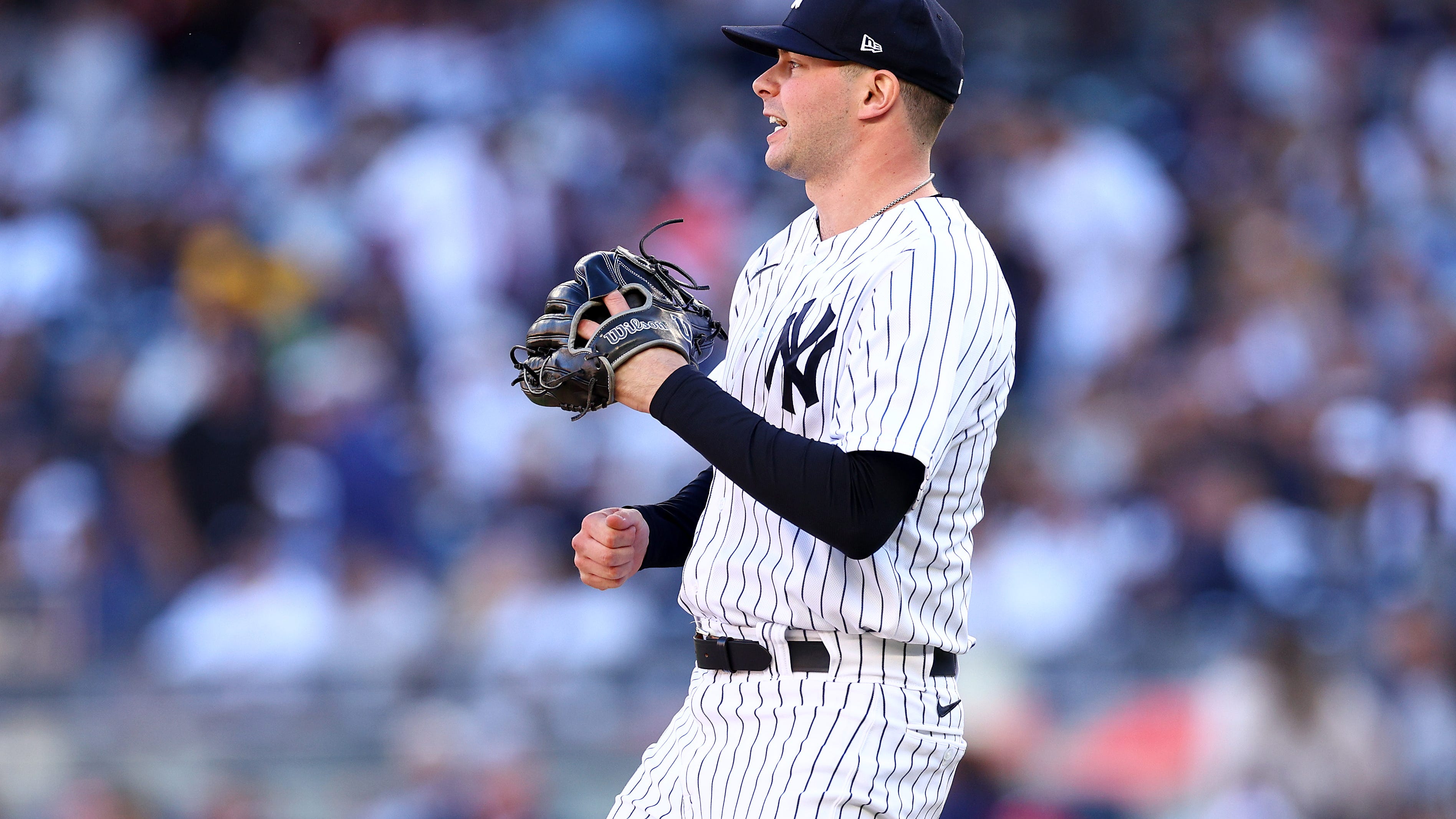 Scott Effross off Yankees ALDS roster, needs Tommy John surgery: Report