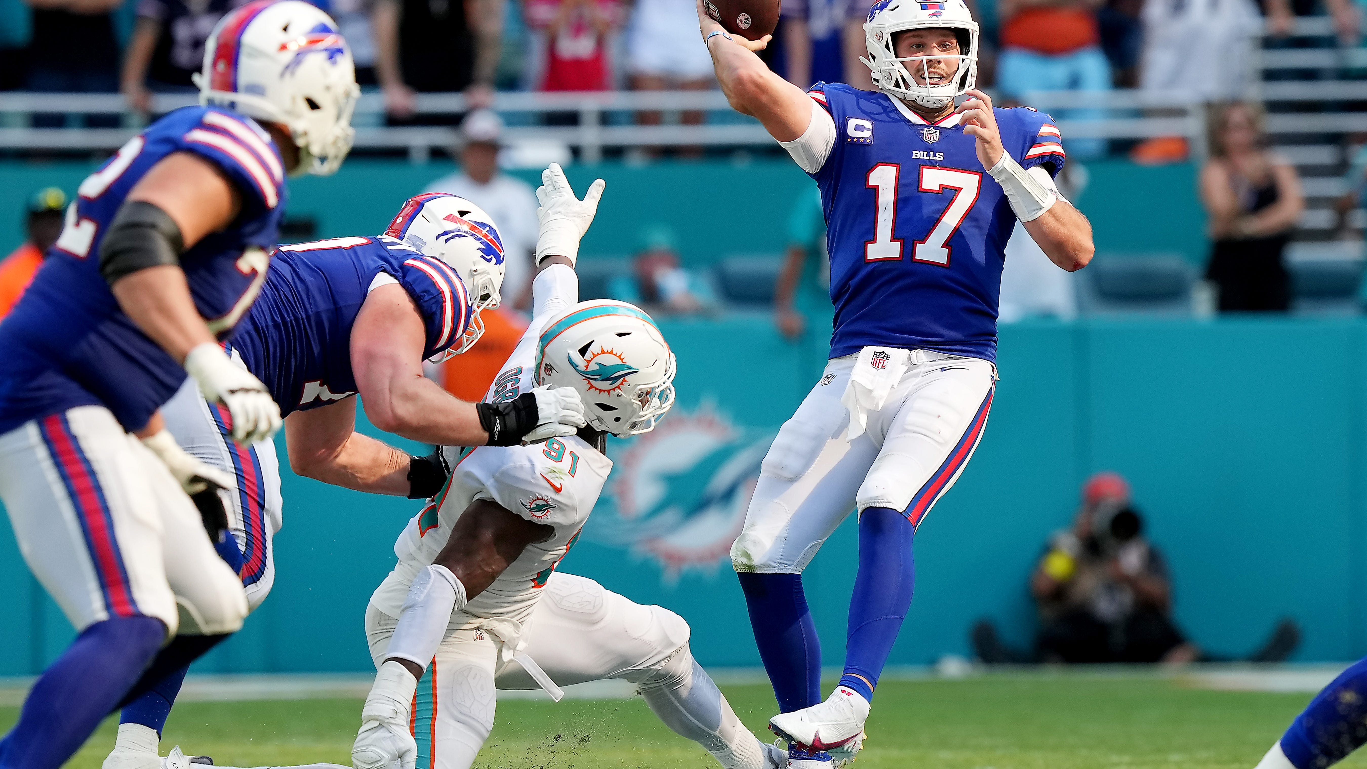 Bills to play Dolphins on 'Sunday Night Football' in Week 18