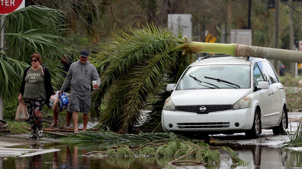 Volunteers from Michigan reach hard-hit Fort Myers to help with disaster relief: "We want to get them what they need right now."