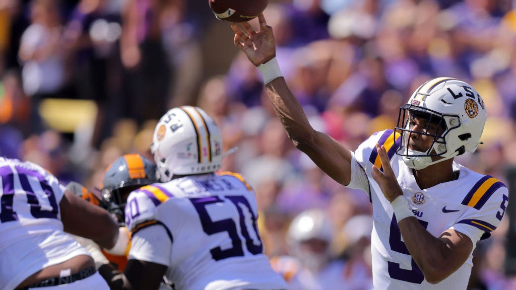 What Brian Kelly said after LSU blown out by Tennessee: There's no QB controversy