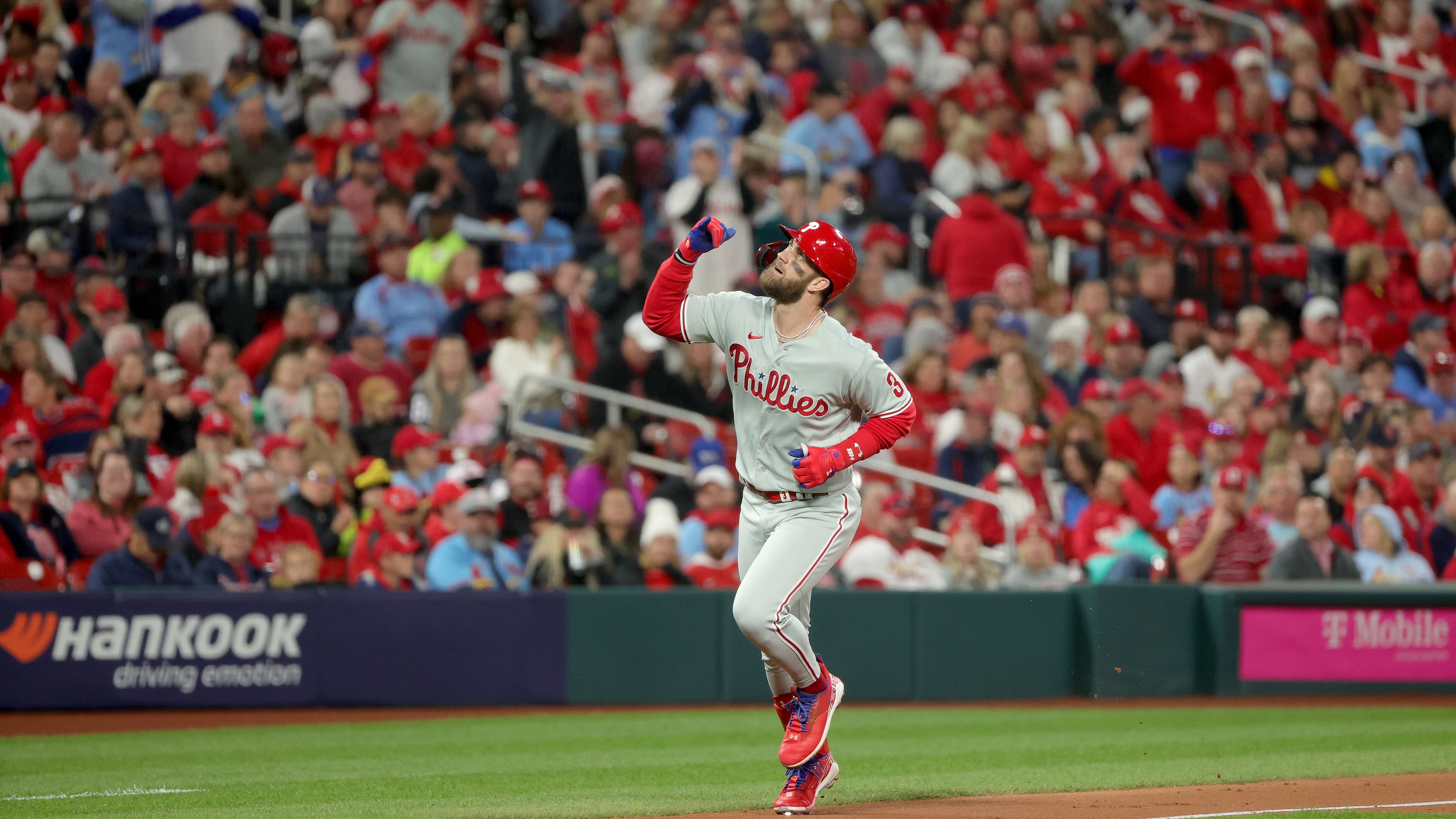 Ring the bell! Phillies advance to the NLDS to face the Atlanta Braves