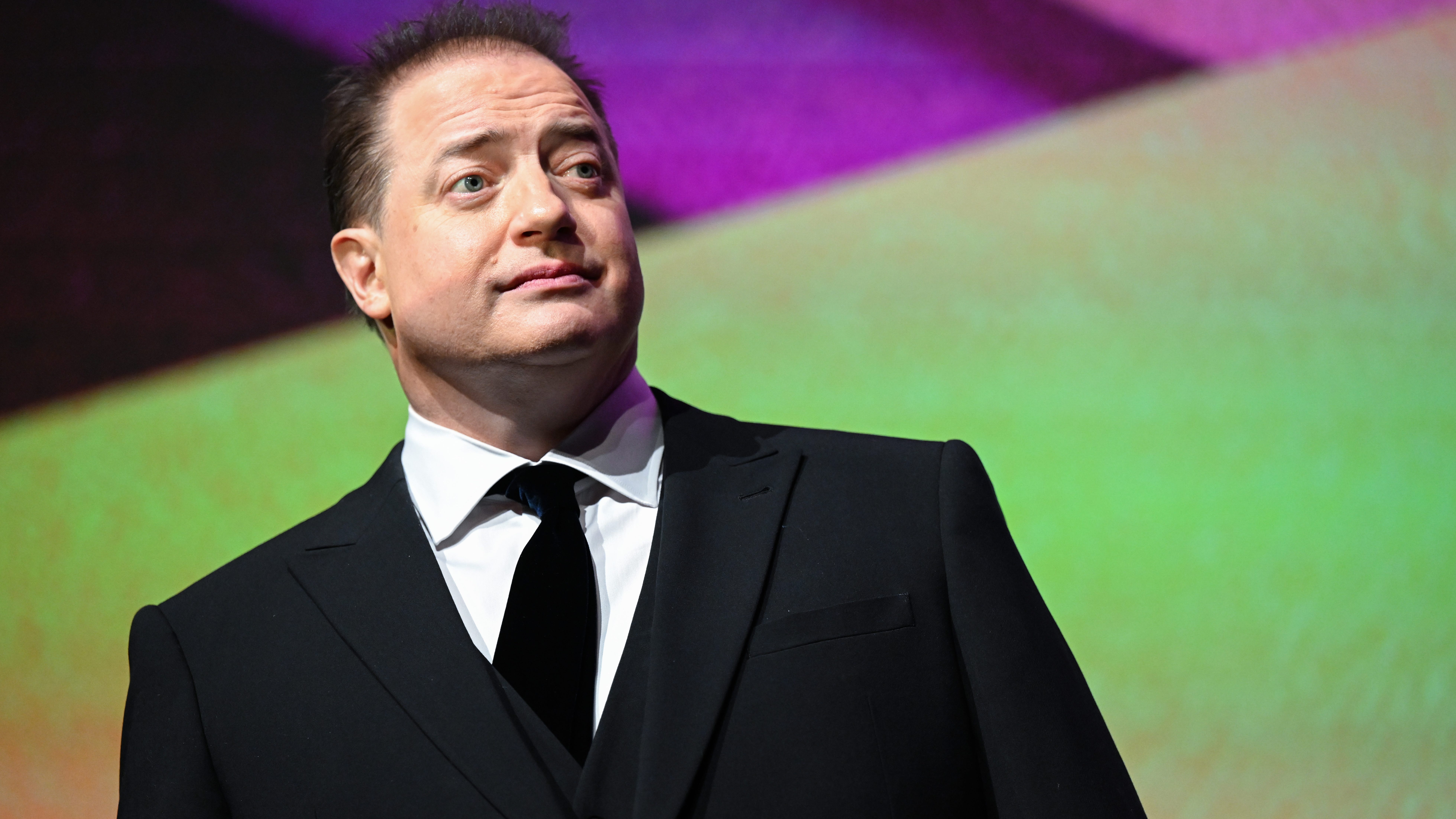 Brendan Fraser stars as 600-pound man in first ‘The Whale’ trailer