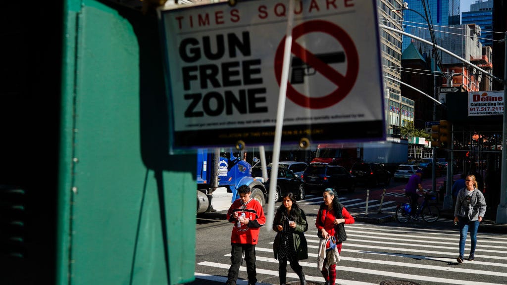 New York's gun law gets reprieve from federal appeals court