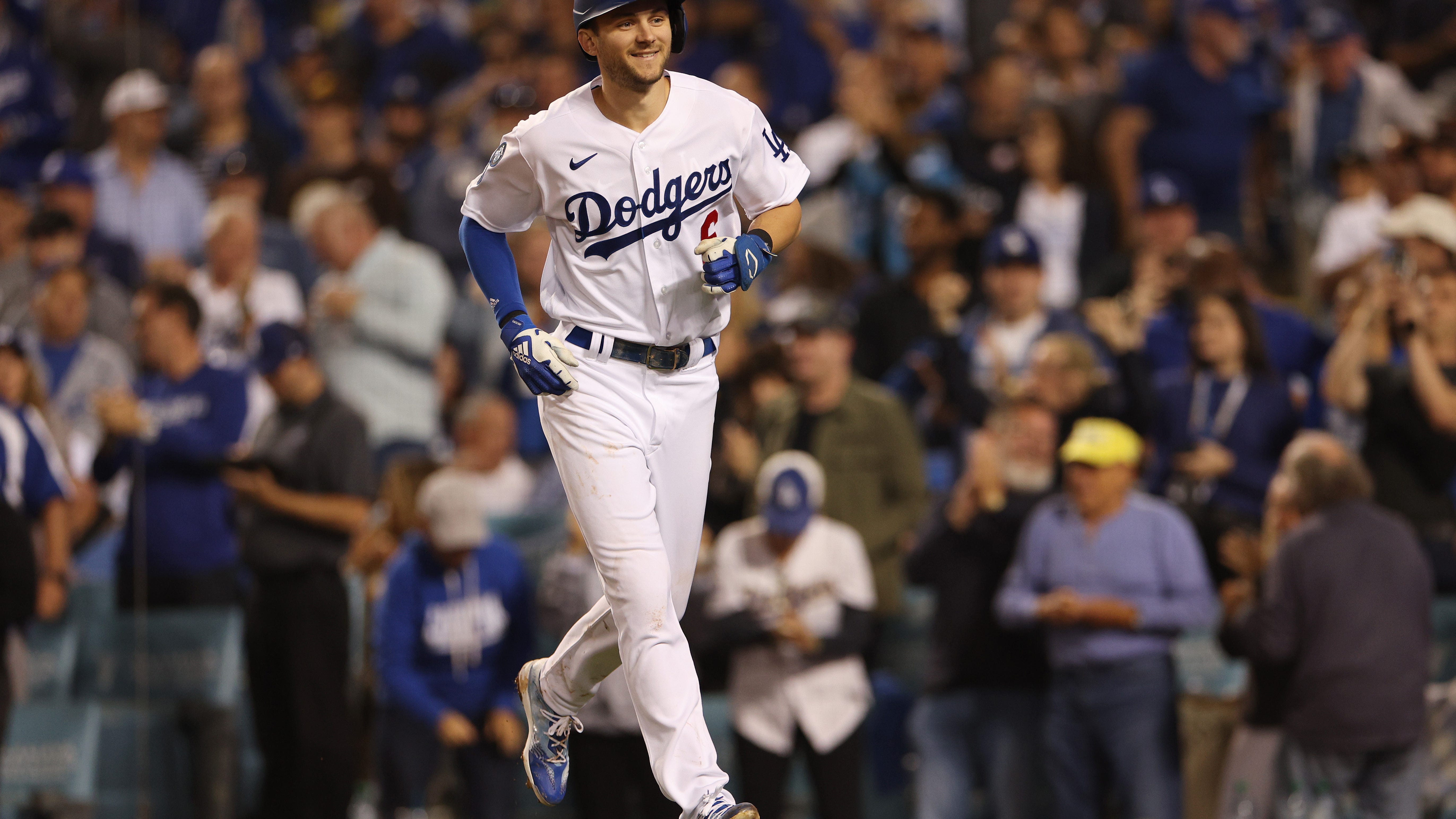 Report: Phillies, Trea Turner agree to 11-year, $300M contract