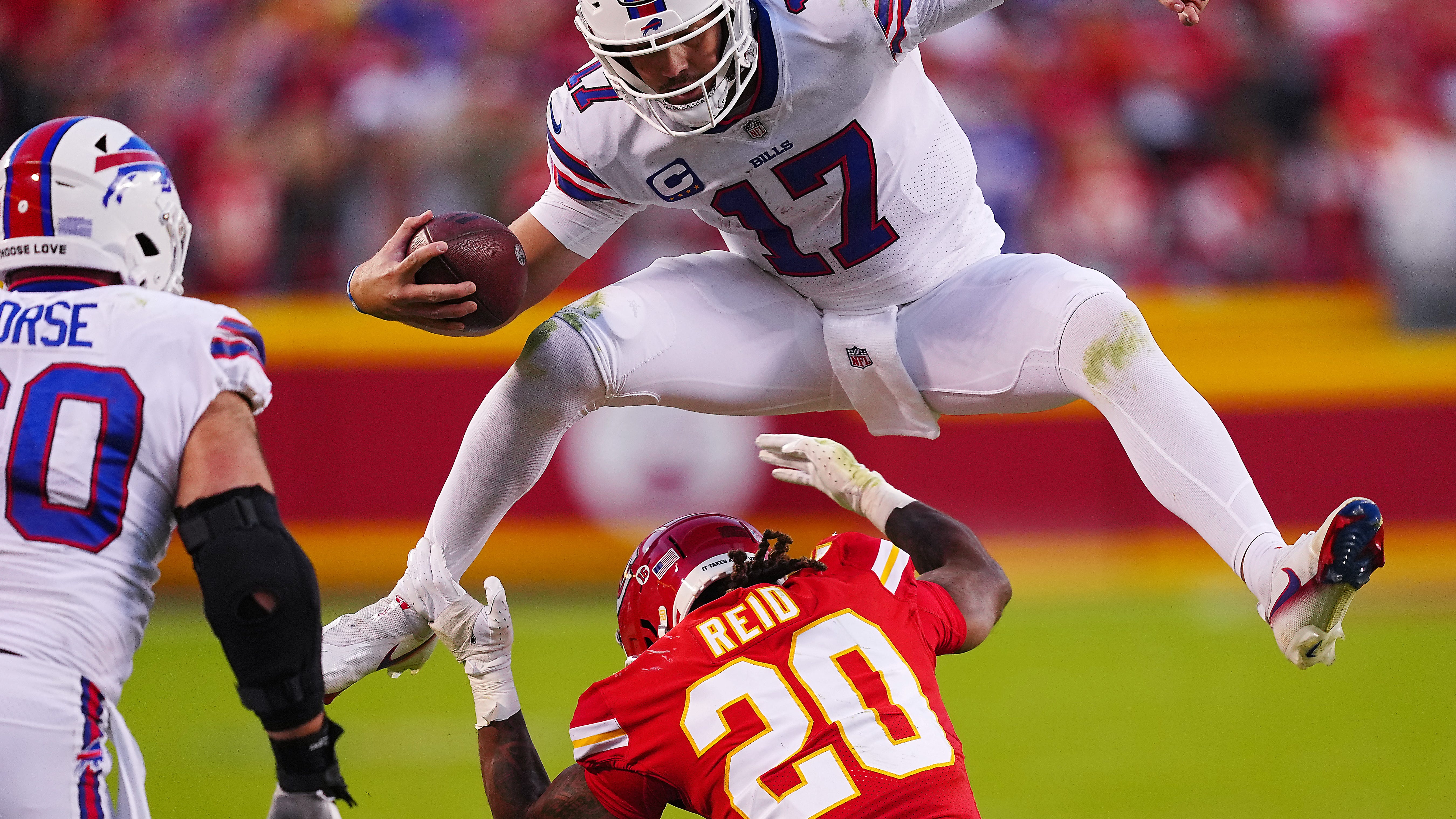 Bills exact revenge with late win over Chiefs