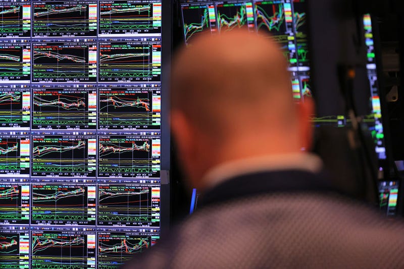  Traders work on the floor of the New York Stock exchange during morning trading on October 18, 2022 in New York City. The stock market opened on an upswing with the Dow Jones gaining over 600 points, the S&P 500 jumping 2.20% and the Nasdaq Composite with a gain of 2.6% adding to the gains that began on Monday. (Photo by Michael M. Santiago/Getty Images)