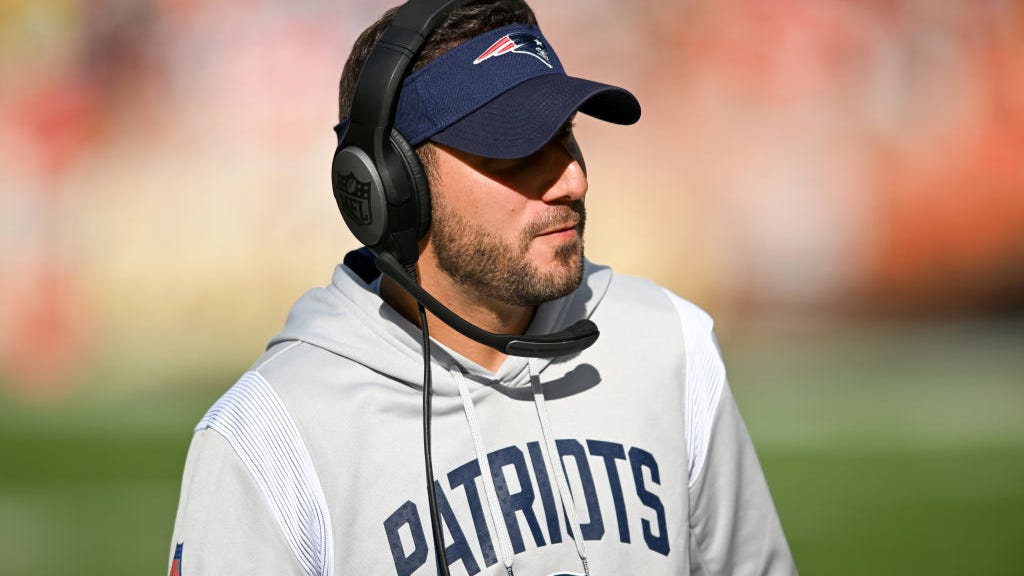 Patriots to interview former tight ends coach Nick Caley for offensive coordinator