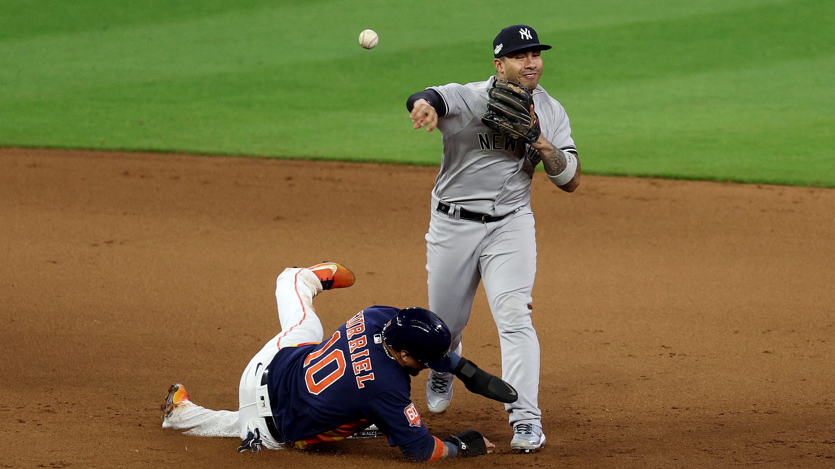 Gleyber Torres, Oswald Peraza, Anthony Rizzo team up for incredible inning-ending double play