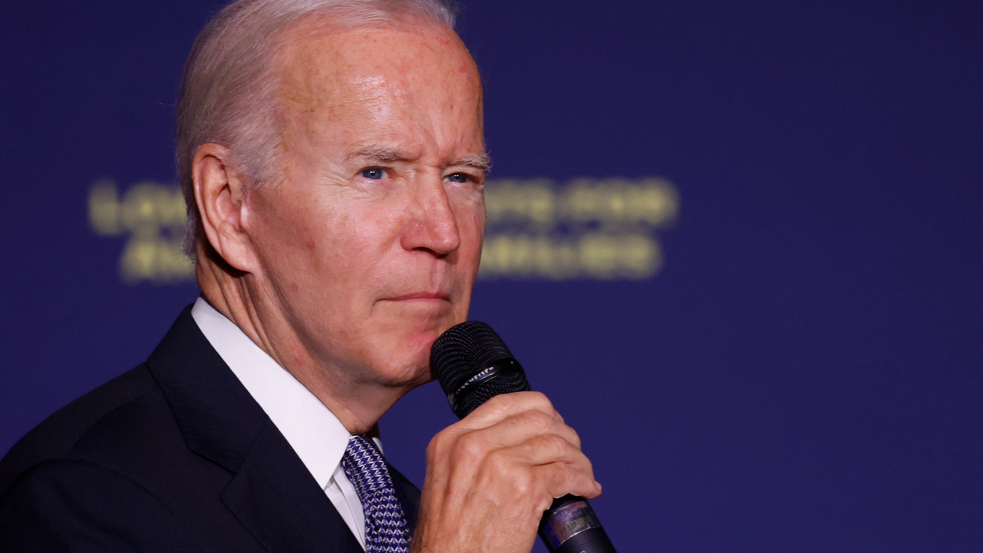 Appeals court blocks Biden's student debt cancellation plan