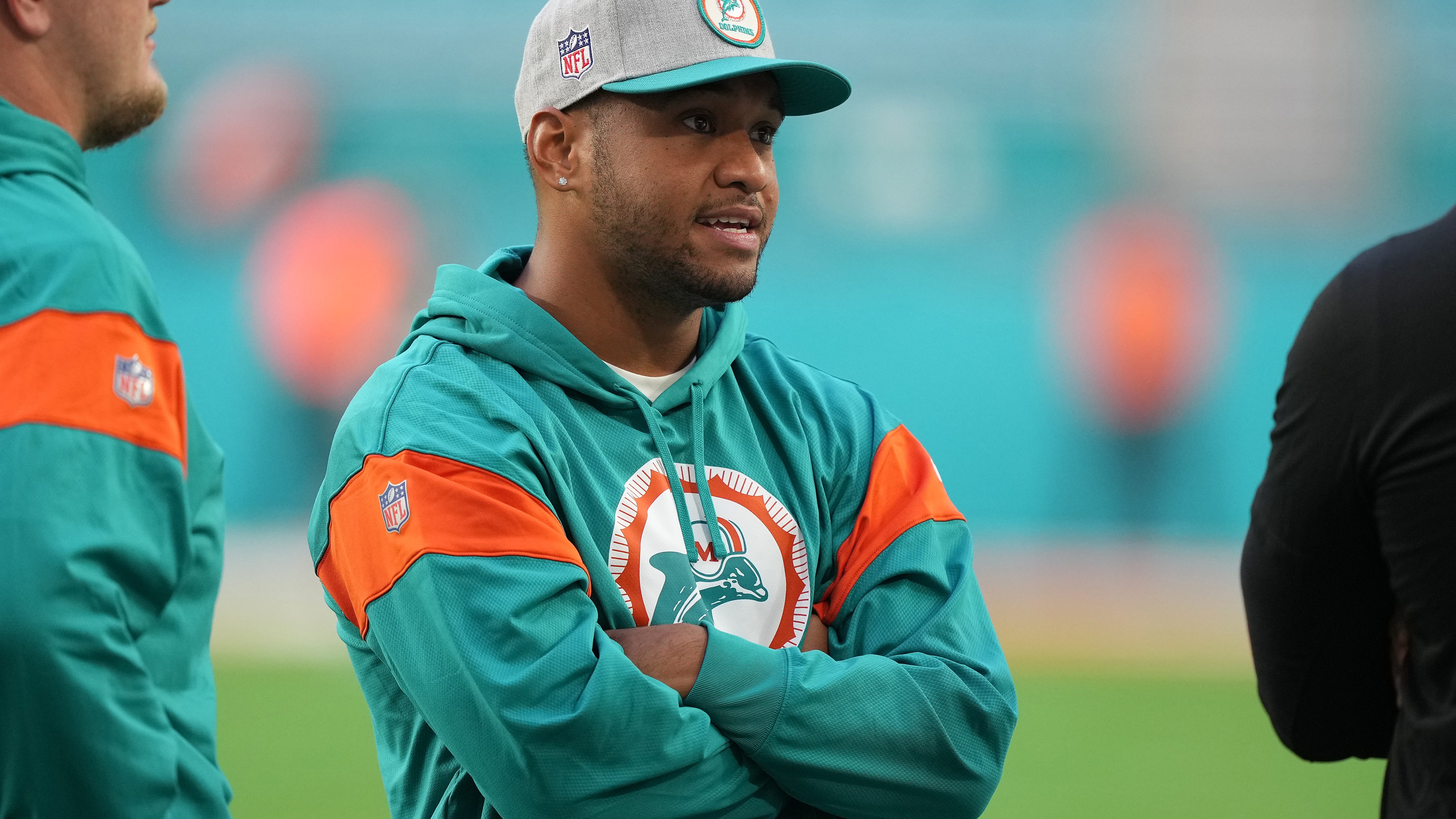 RG3, McFarland, Emmanuel Acho call for Tua to sit for rest of season