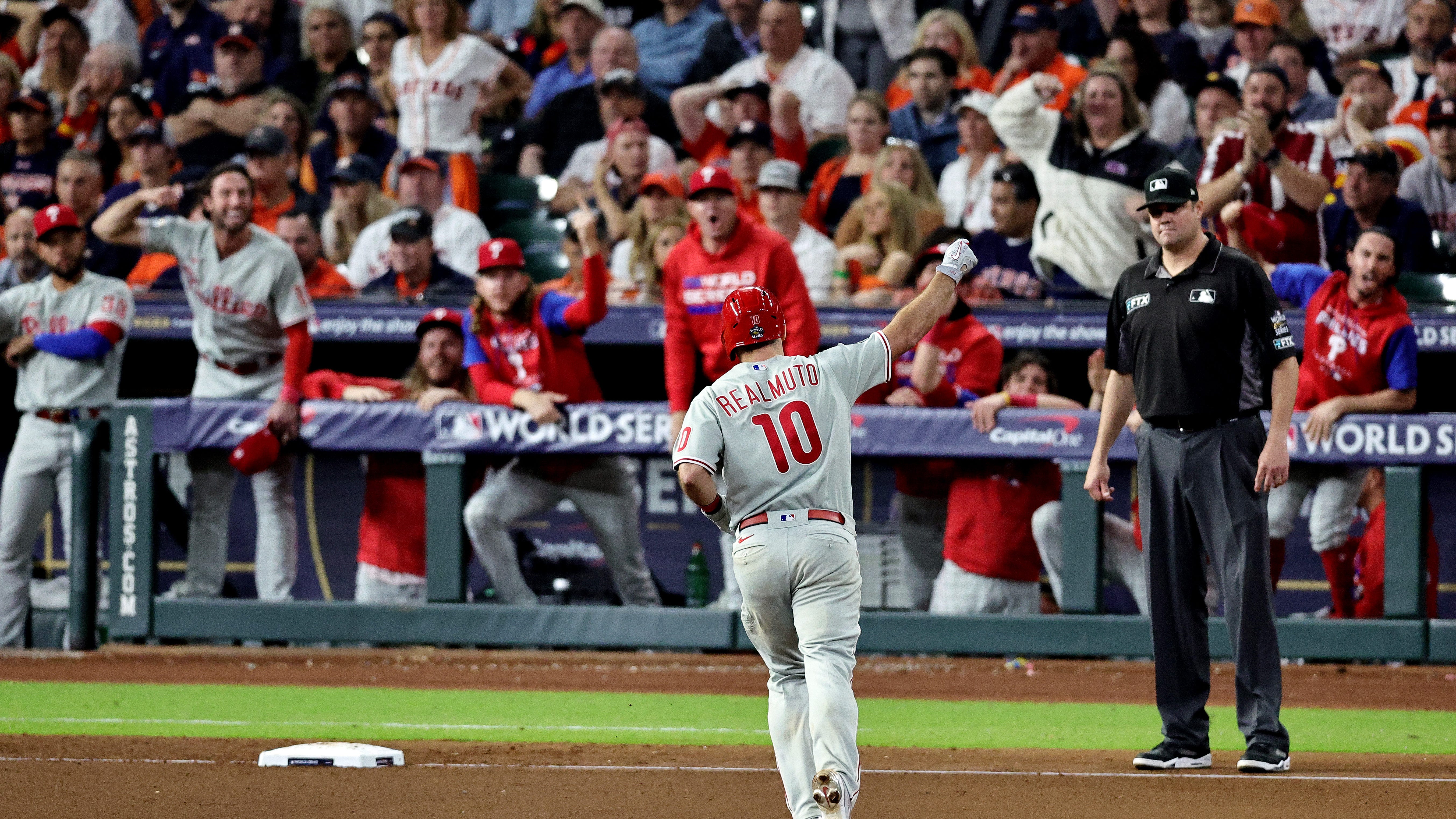 J.T. Realmuto leads epic comeback as Phillies hand Astros first postseason loss
