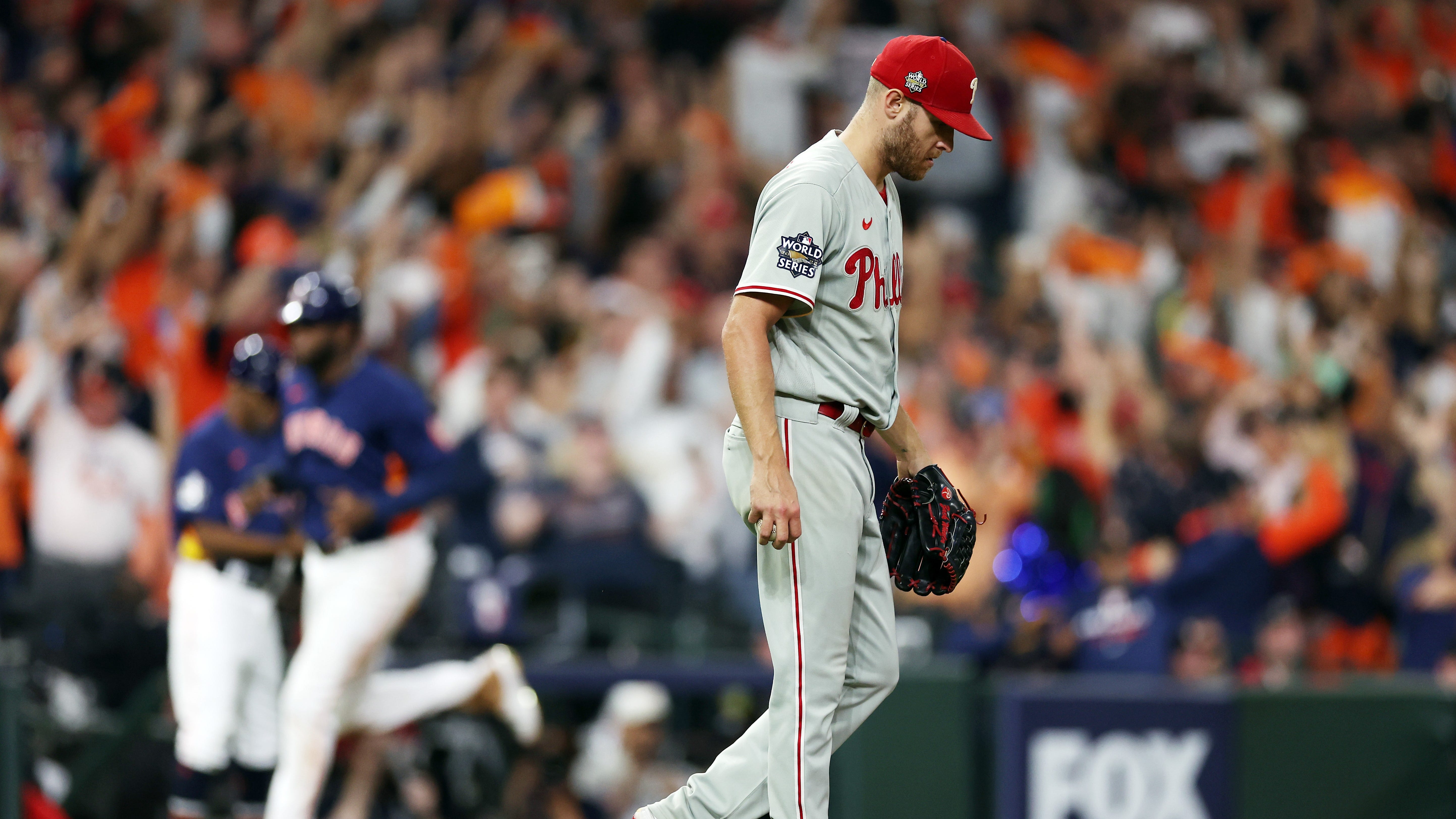 Magic from Wheeler, Phillies’ bats disappears as Astros win Game 2