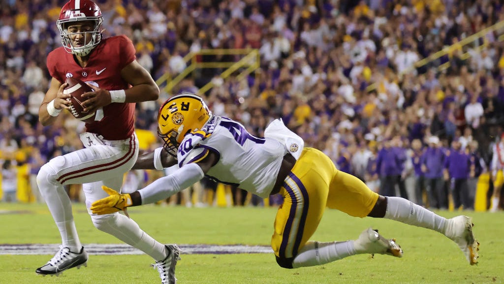 LSU's Harold Perkins starred as a freshman. Now he's learning how to play linebacker.