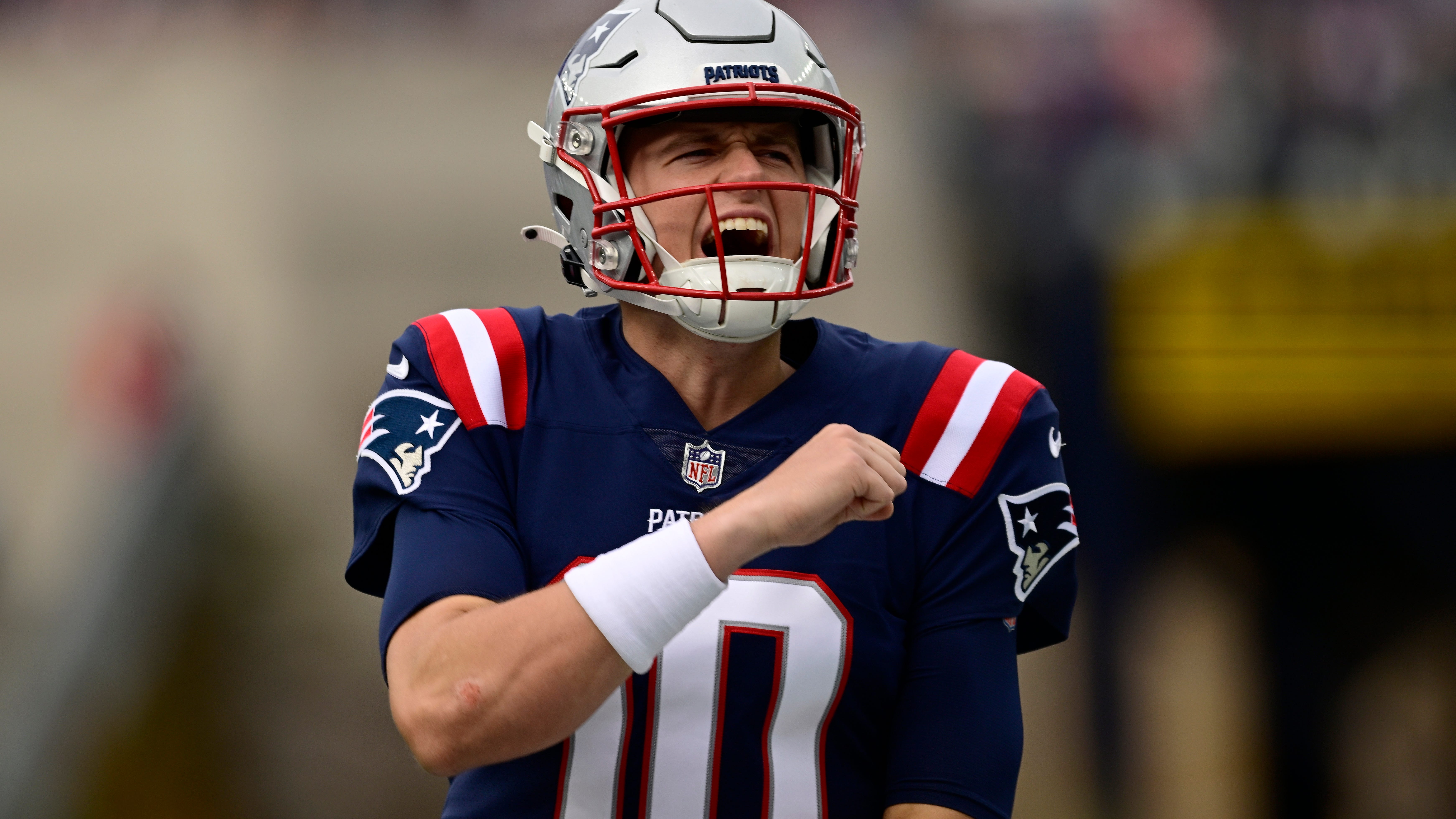 Mac Jones calls Tom Brady a ‘mentor': ‘He’s actually helped me a lot’